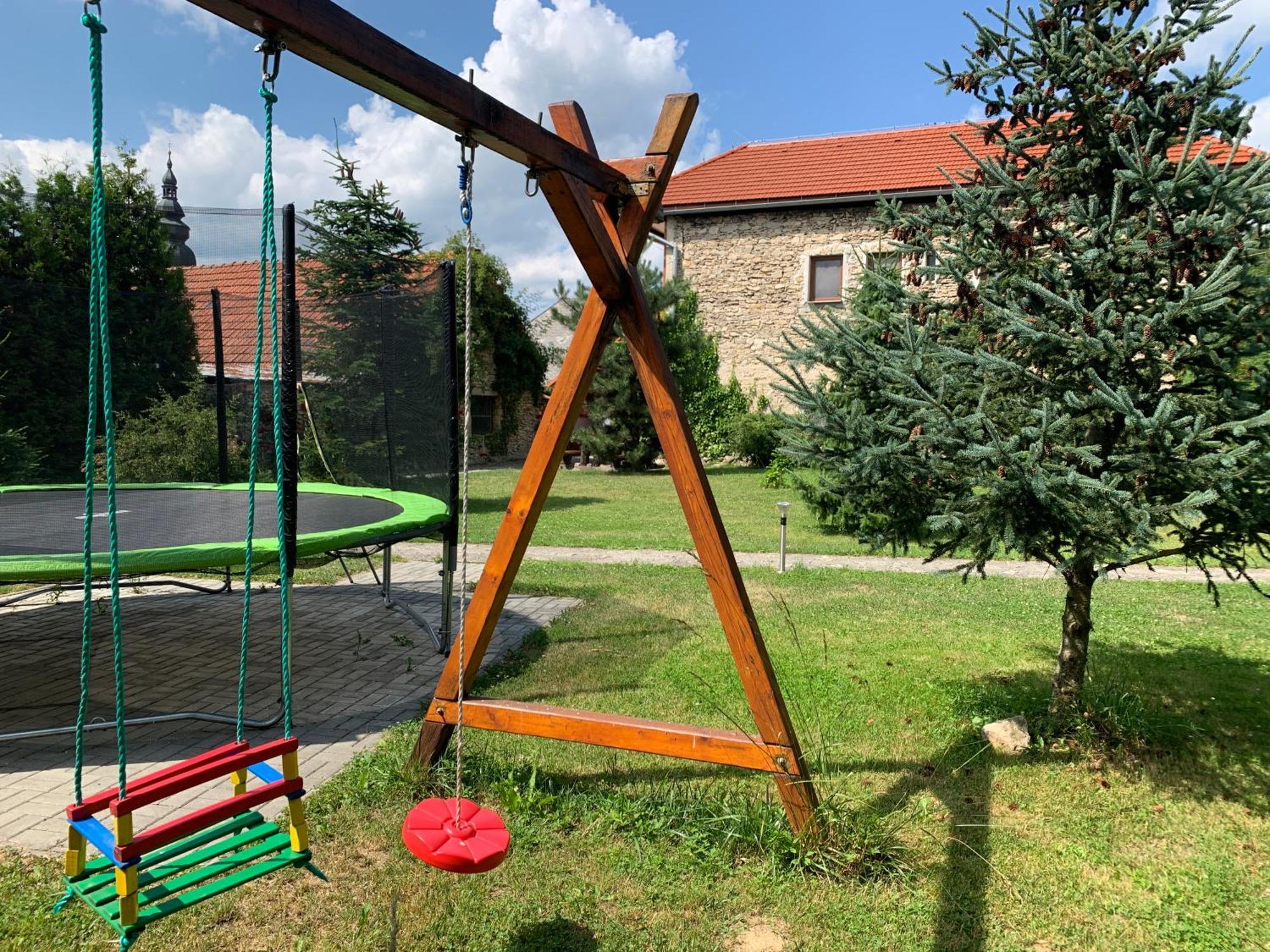 Villa Lypche Бешеньова Екстер'єр фото