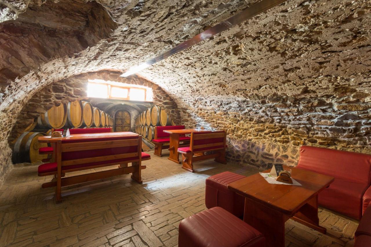 Villa Lypche Бешеньова Екстер'єр фото